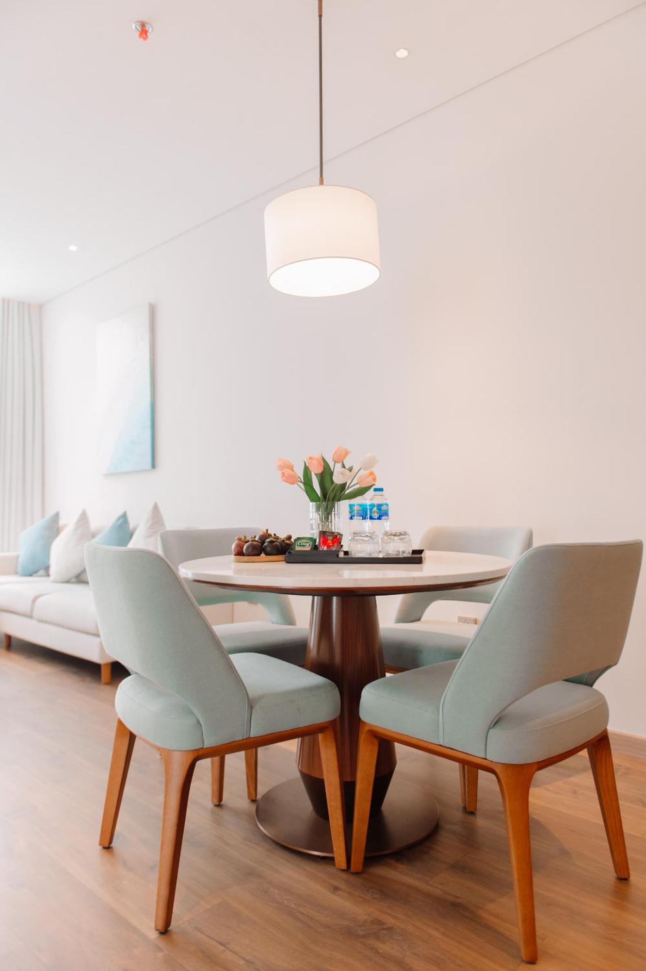 A La Carte Ha Long Apartment By The Beach Екстер'єр фото